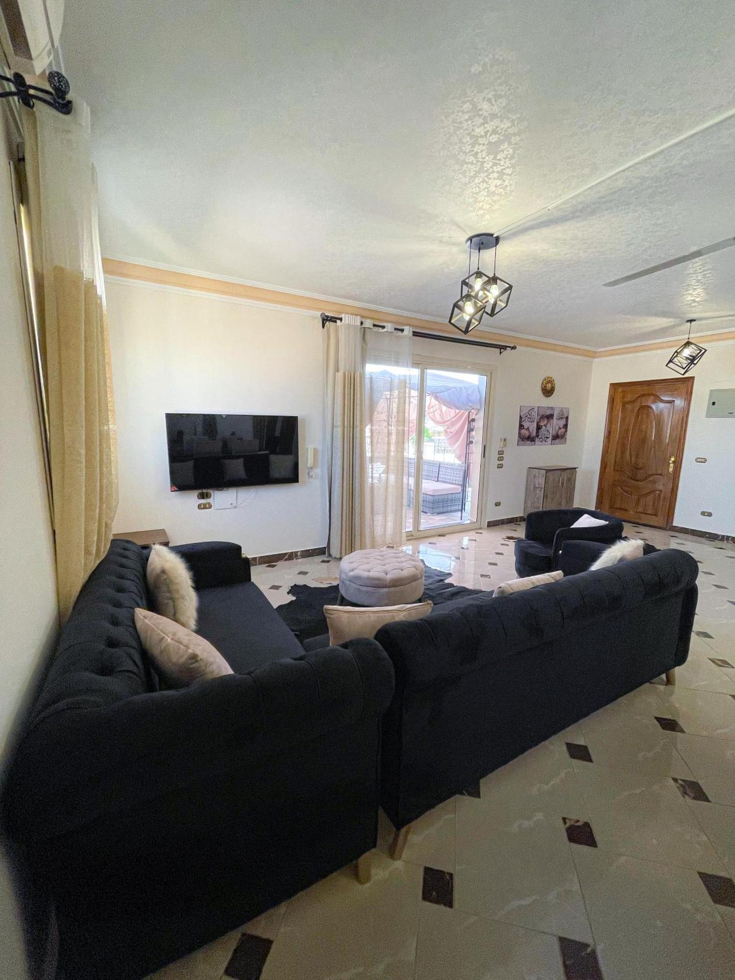 2Bd Apartment In A Rooftop With A Private Terrace Кайро Екстериор снимка